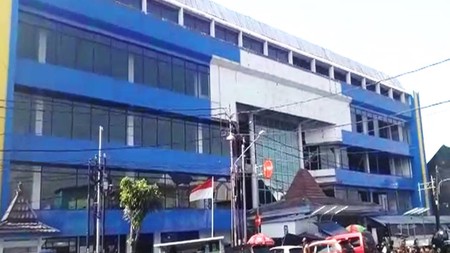 Gedung untuk Pasar di Cirebon Bandung