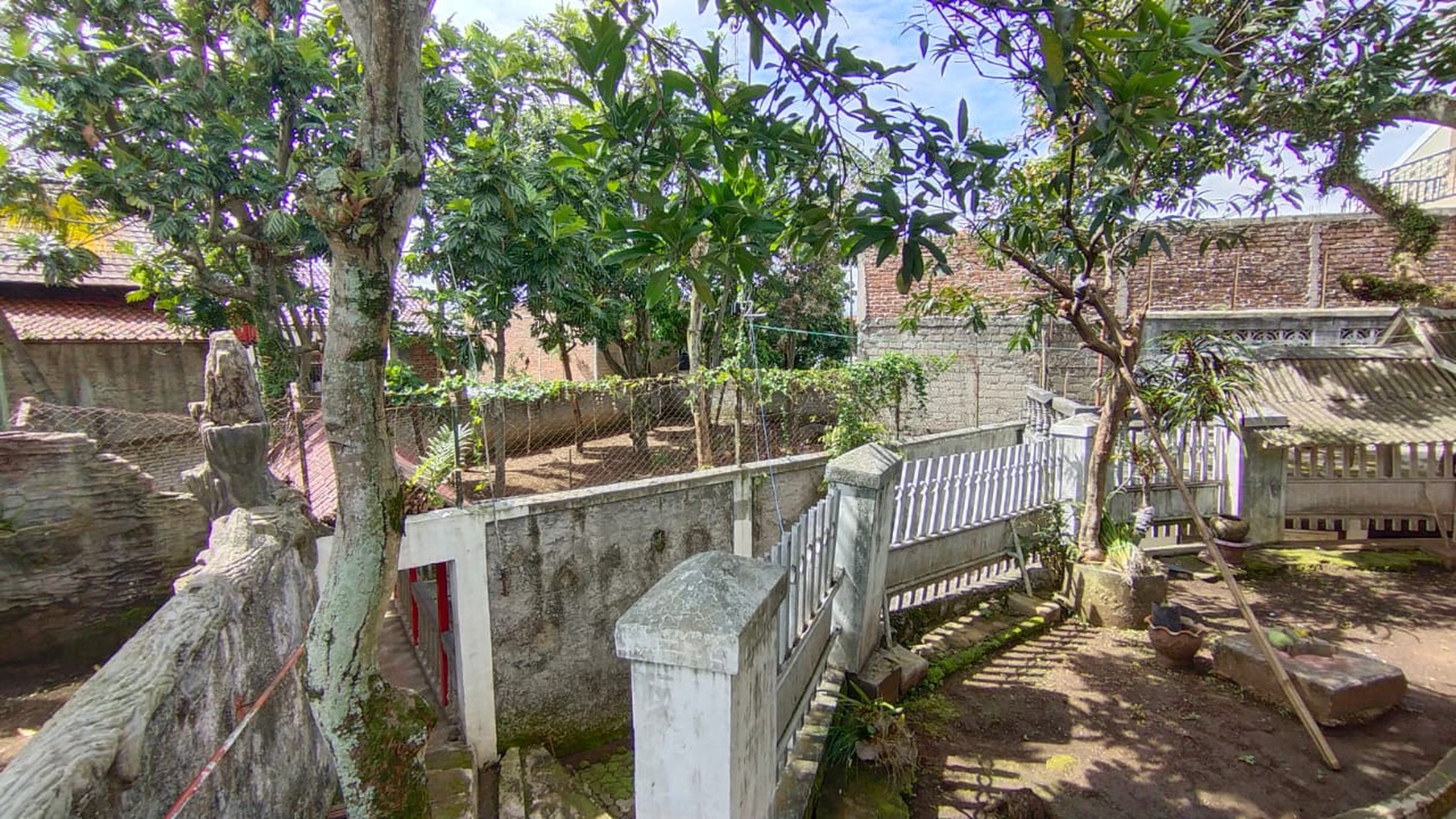 Rumah Hanya Hitung Tanah di Sangkuriang, Cimahi