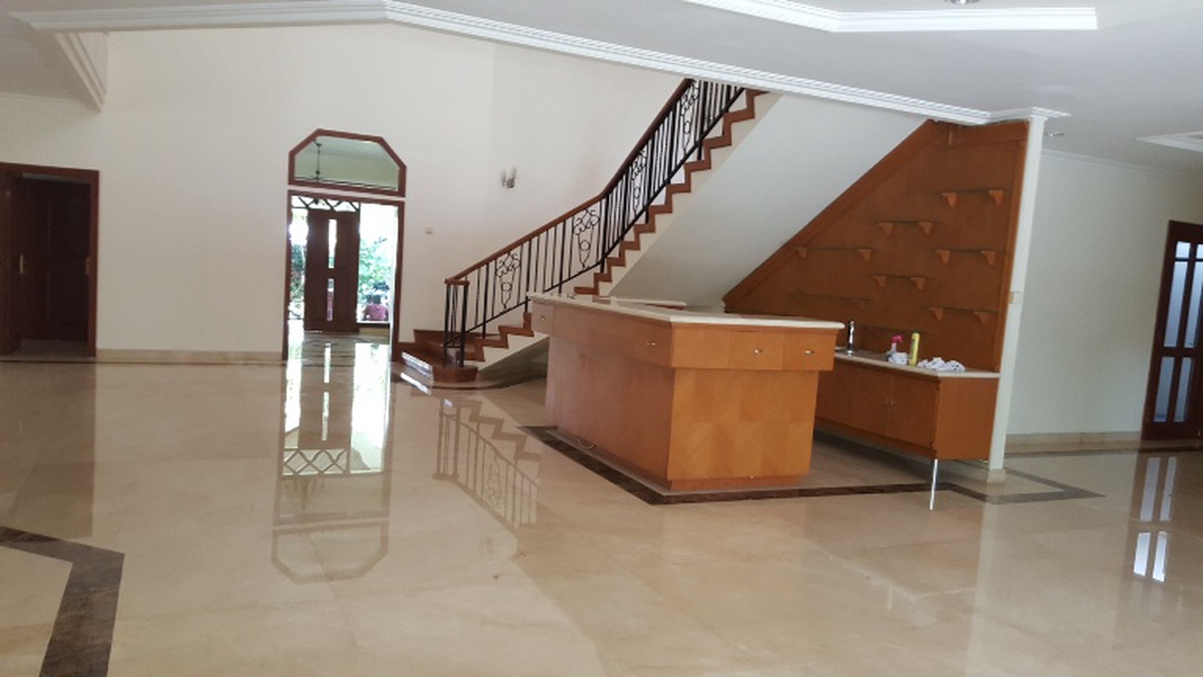 Rent House in Strategic Area Kemang