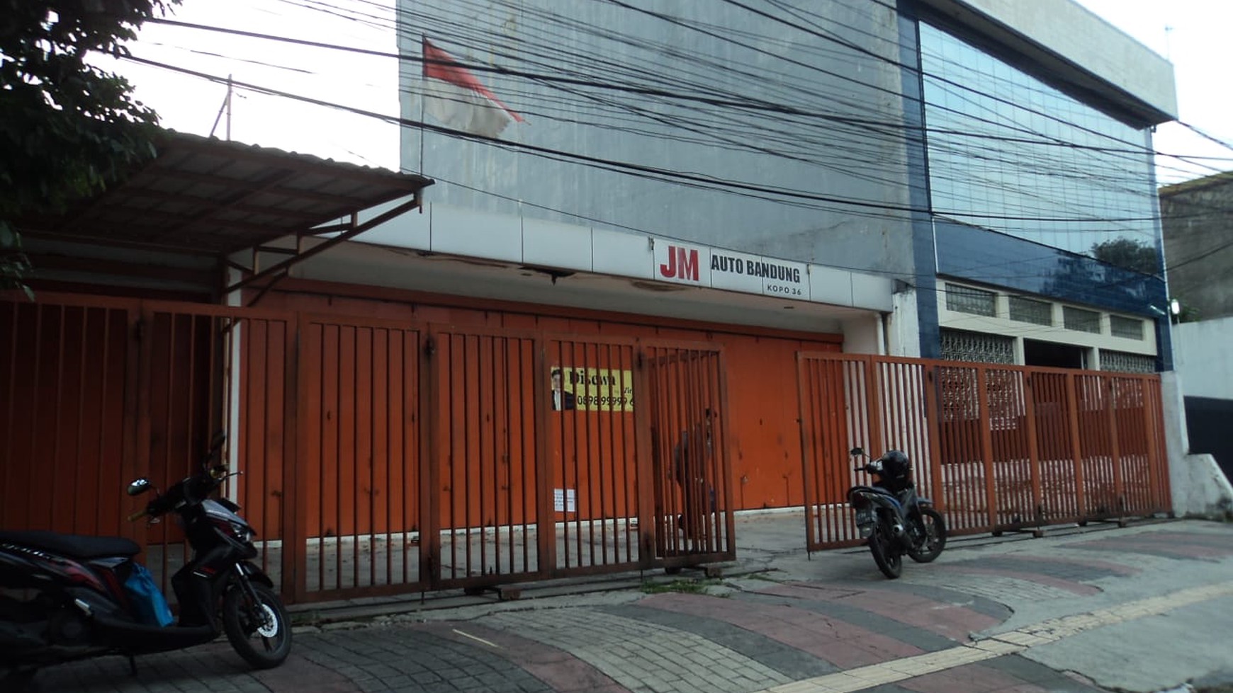 GEDUNG DI JALAN RAYA KOPO IMANUEL MAINROAD