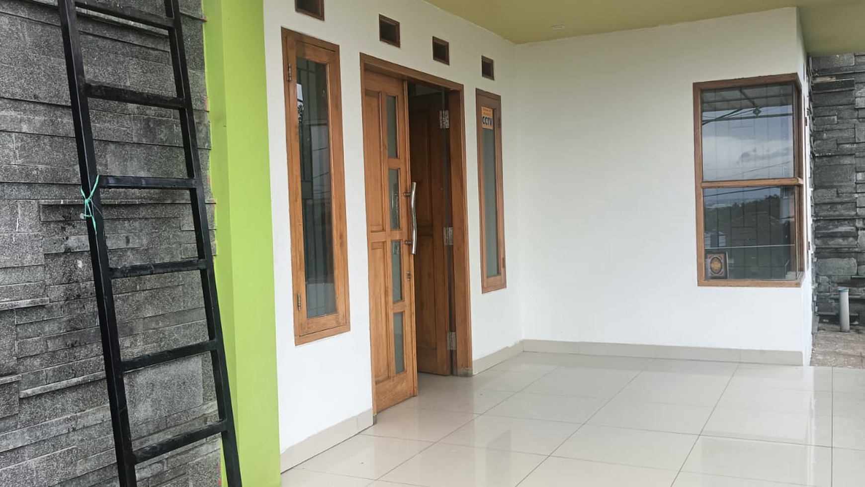 Dijual dan Sewa Murah Rumah Mewah terawat Di Komplek Tirtawening Cilengkrang