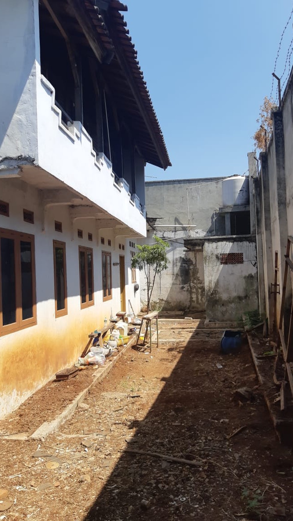 Rumah Asri & Nyaman di Komp DPRD Ciwastra Bandung