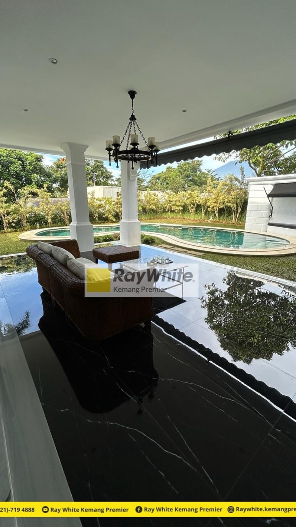 Dijual villa baru ekslusif di cluster Bunga Raya Rancamaya Golf Estate