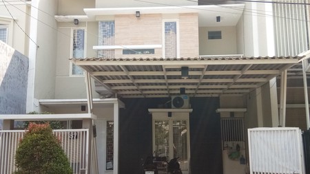 DiJuaL Rumah di Kawasan Elite, Manyar Kartika, Surabaya