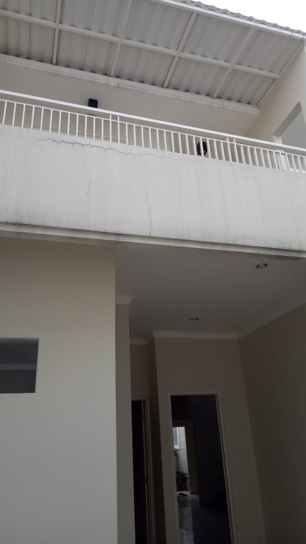 DiJuaL Rumah di Kawasan Elite, Manyar Kartika, Surabaya