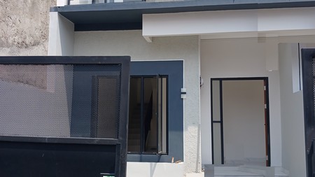 Rumah minimalis, Brand New siap huni di Pesanggrahan