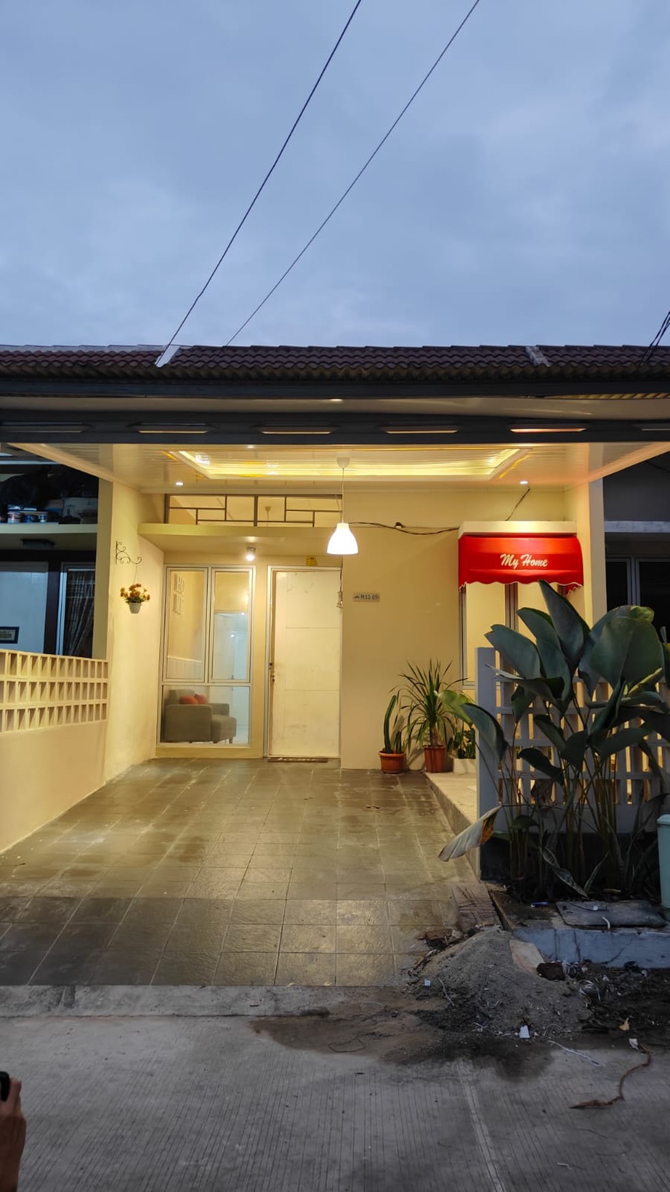 Rumah cantic aesthetic di Cluster Manhattan, Mutiara Gading City.