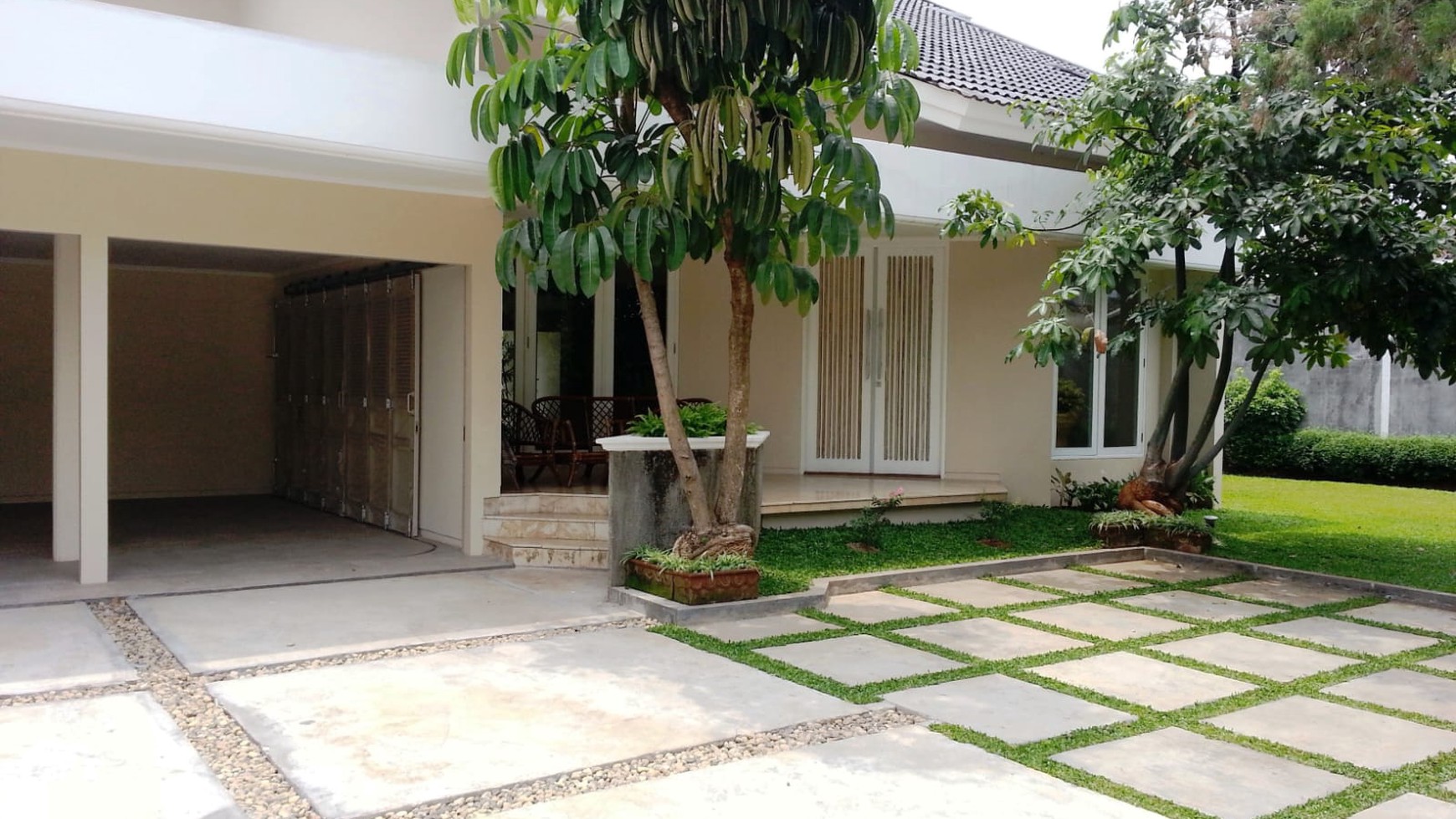 Rumah Hitung Tanah Area Cipete