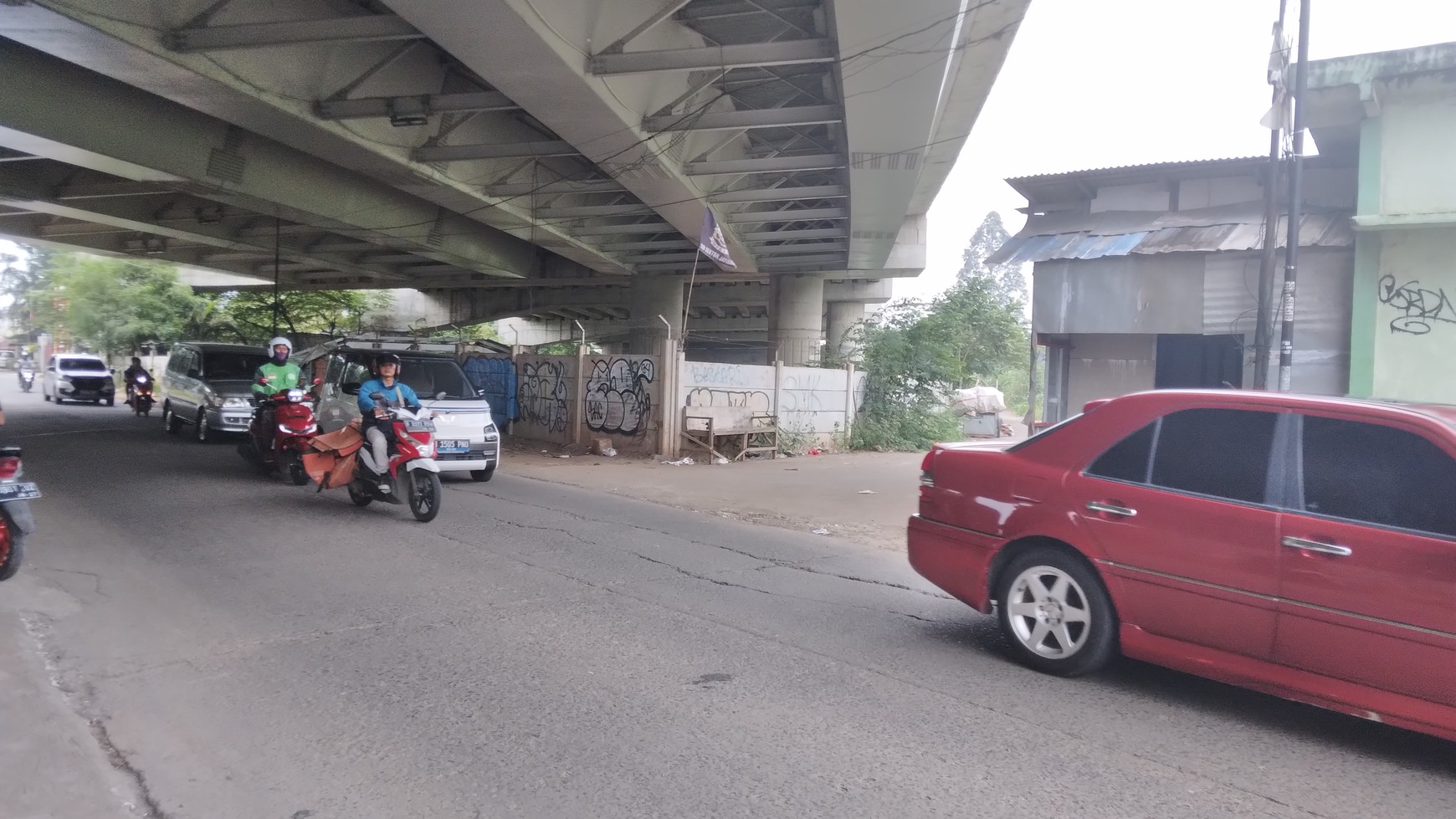 Rumah Hitung Tanah Area Cipete