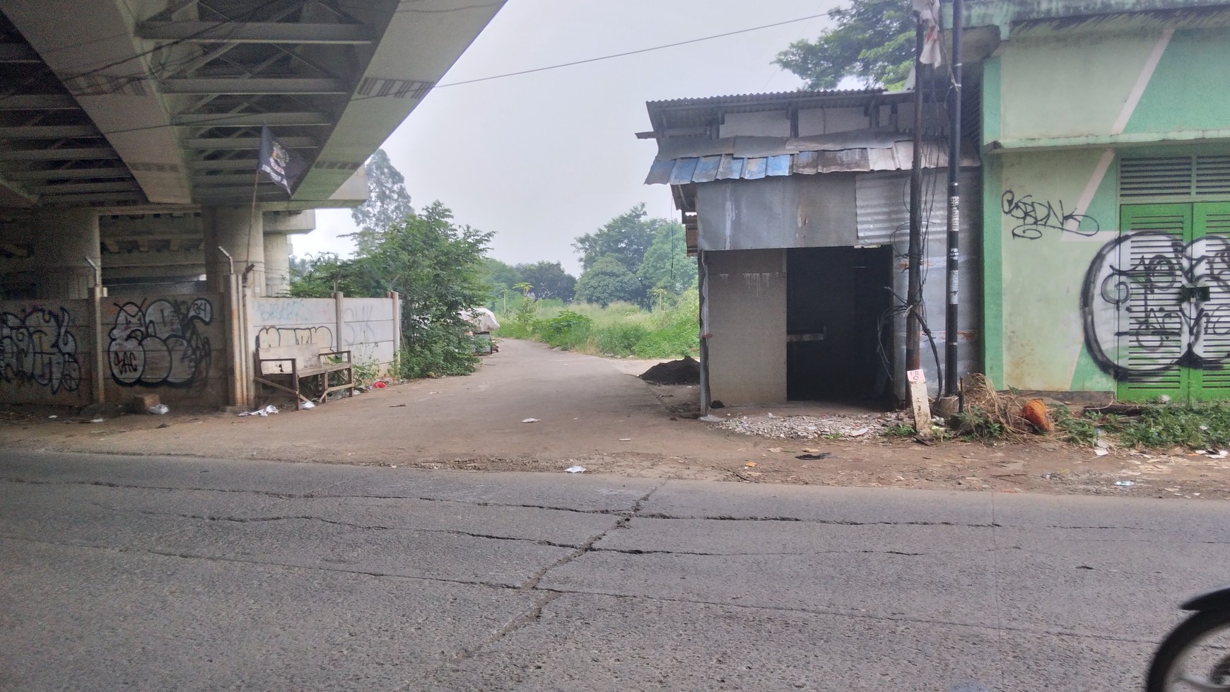 Rumah Hitung Tanah Area Cipete