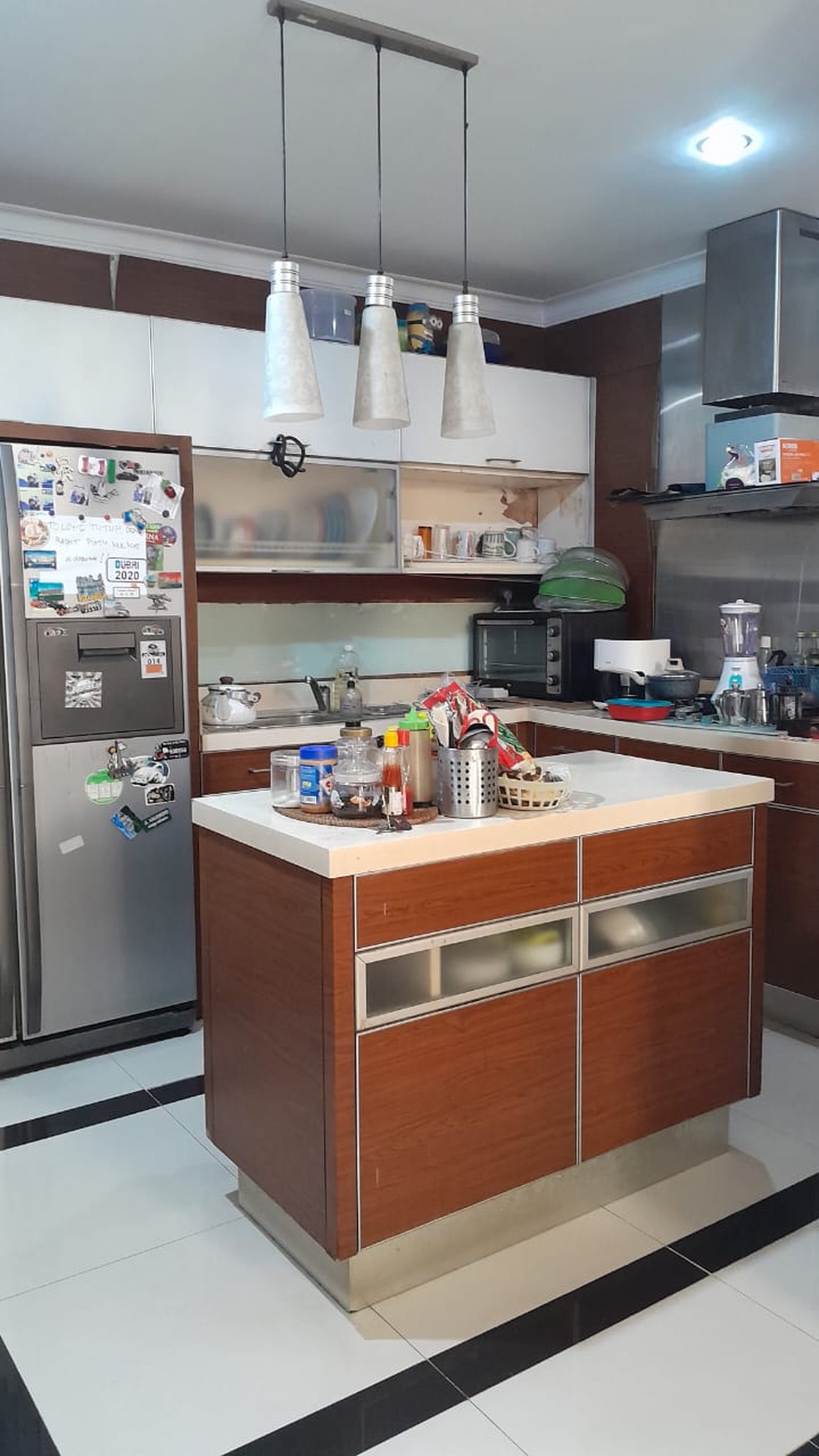 Rumah Hitung Tanah Area Cipete