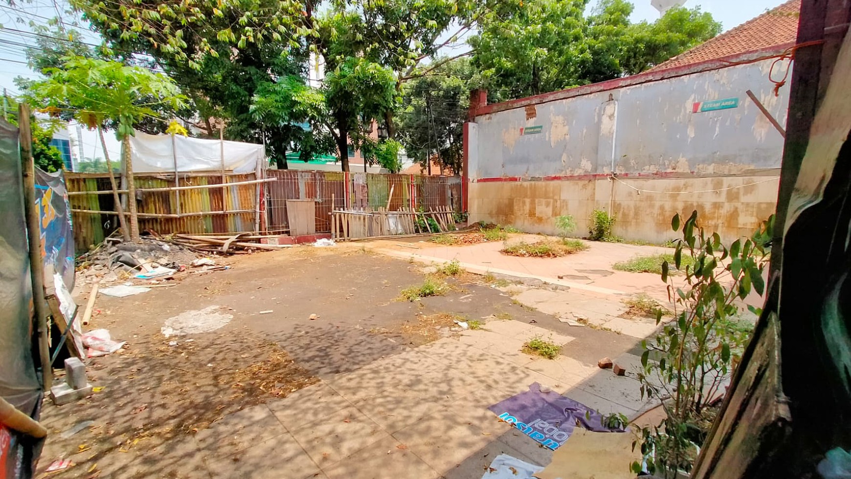 Rumah Hitung Tanah Area Cipete