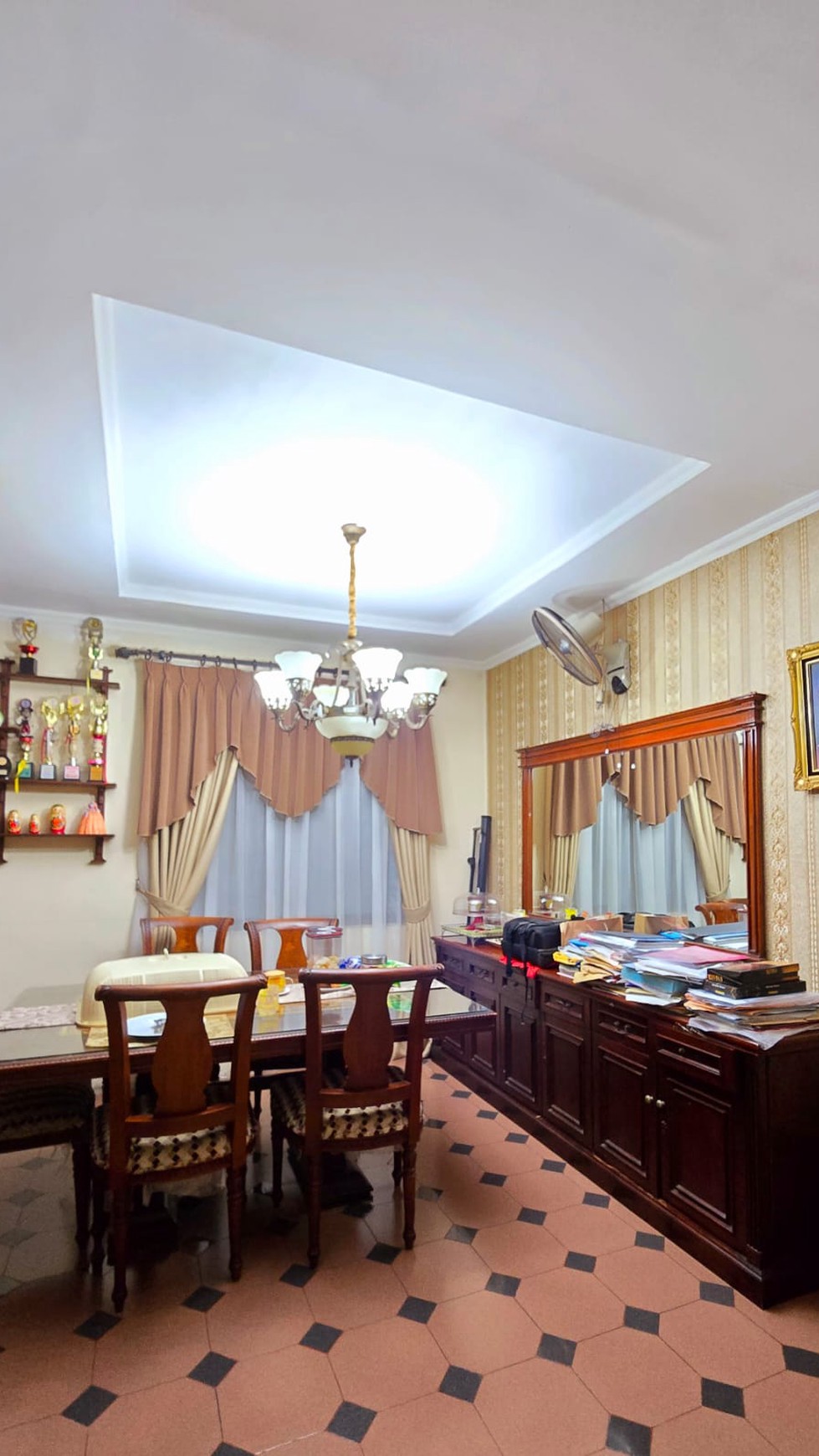 Rumah Hitung Tanah Area Cipete