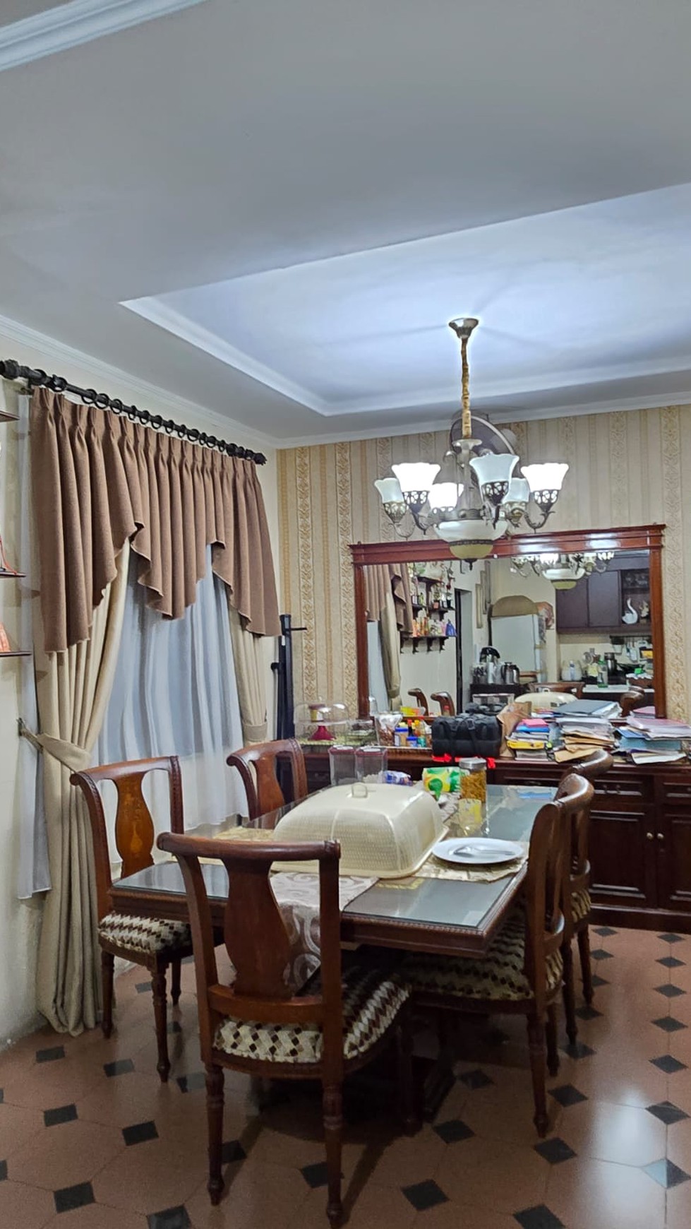 Rumah Hitung Tanah Area Cipete