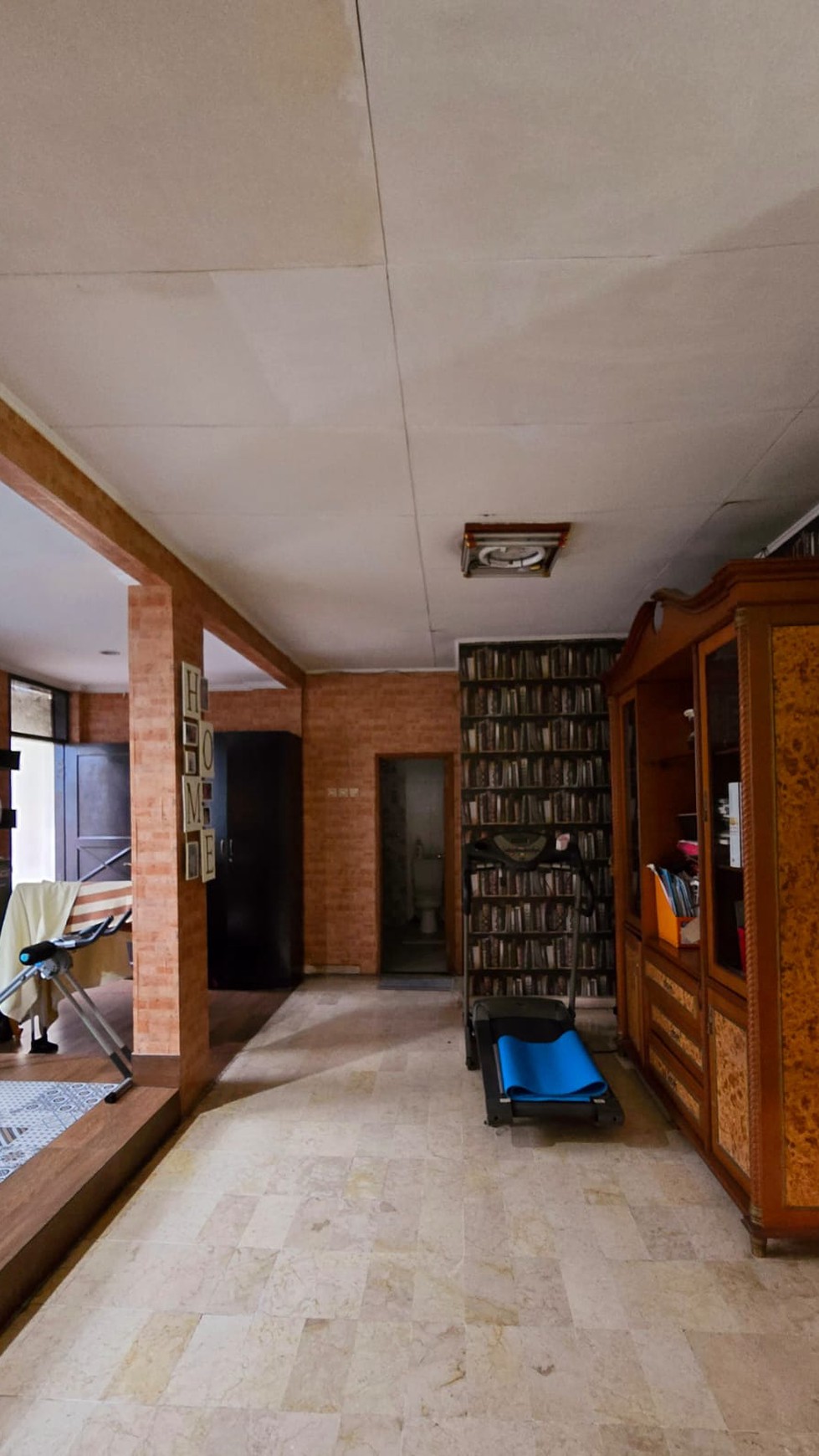 Rumah Hitung Tanah Area Cipete