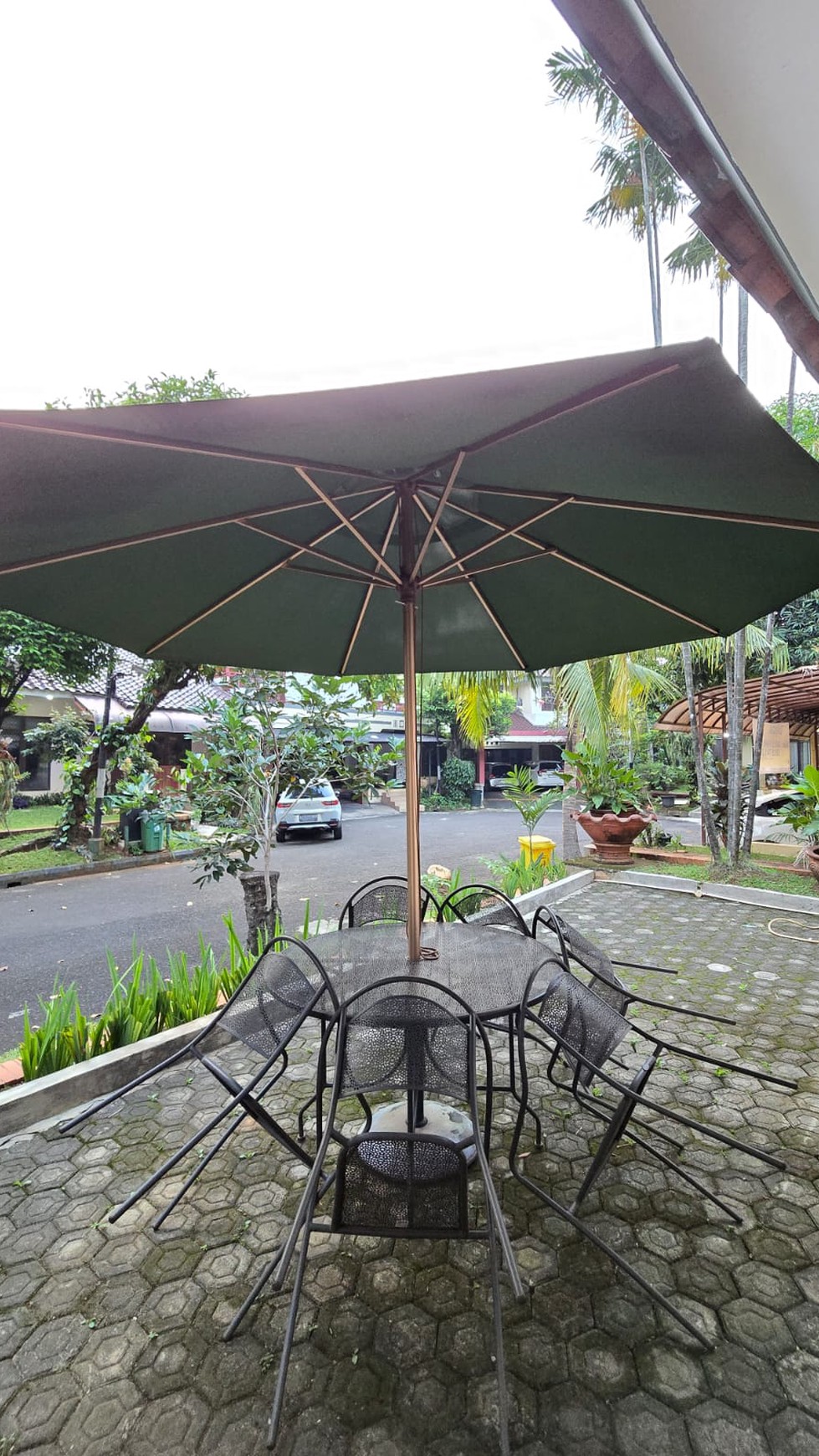 Rumah Hitung Tanah Area Cipete