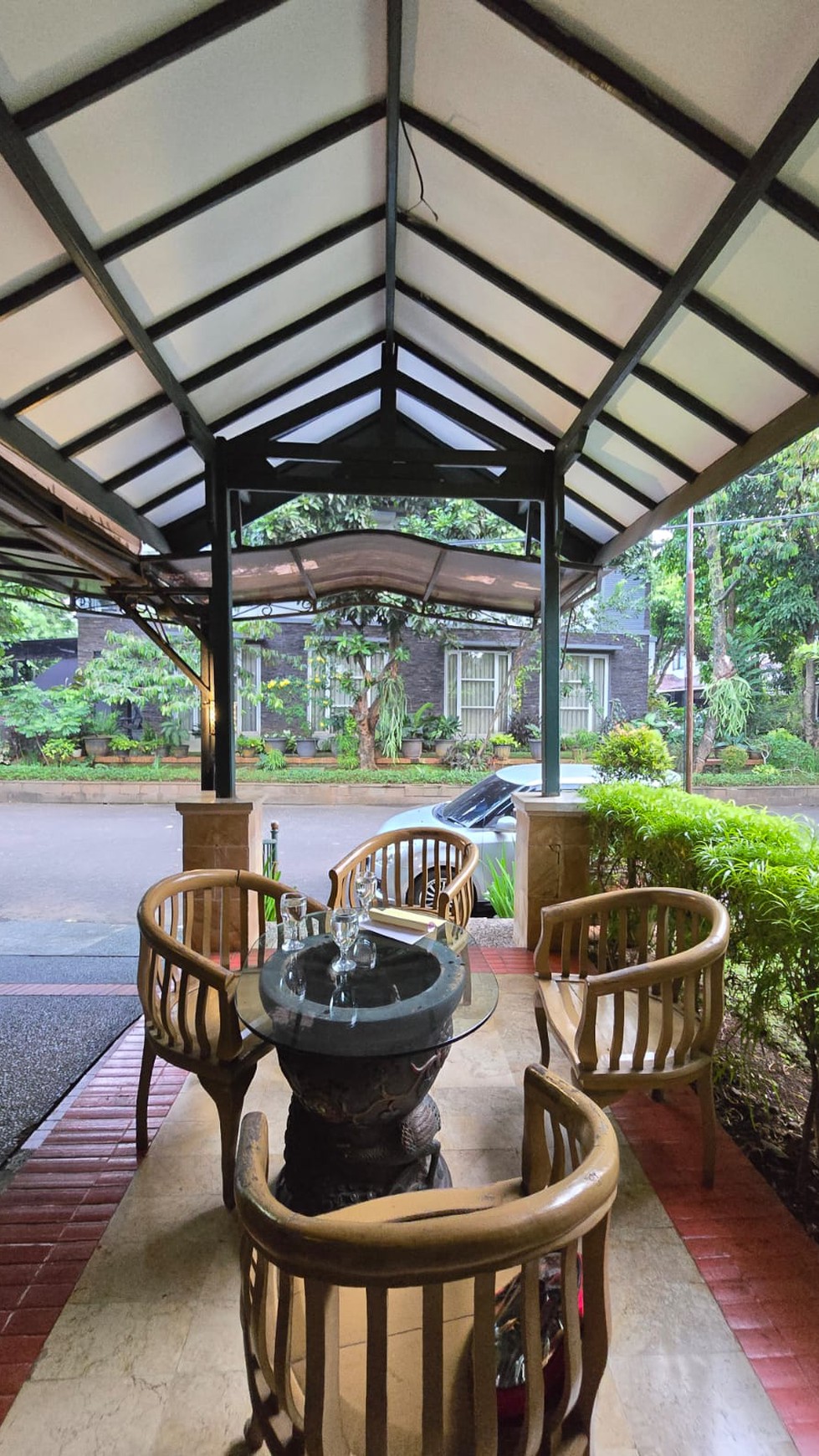 Rumah Hitung Tanah Area Cipete