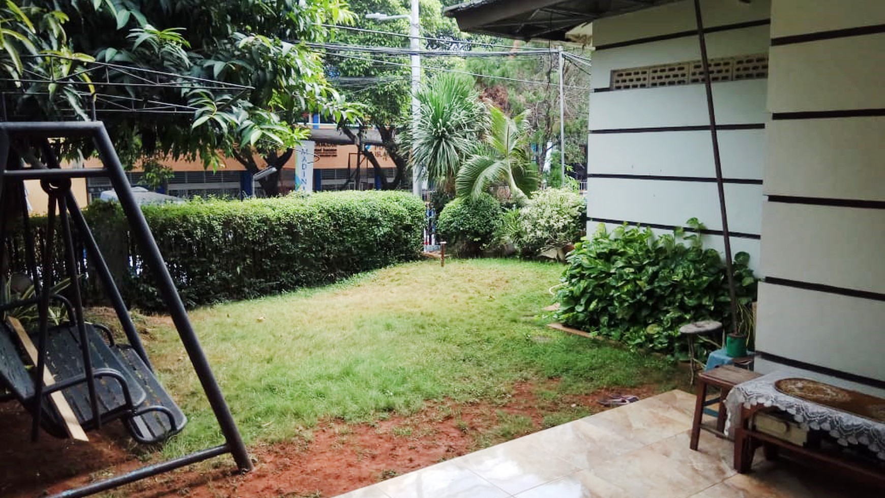 Rumah Hitung Tanah Area Cipete