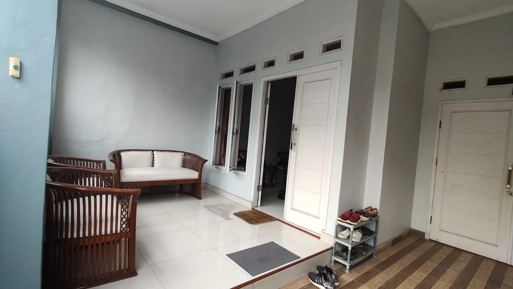 Rumah tingkat di Perumnas III, Bekasi Timur