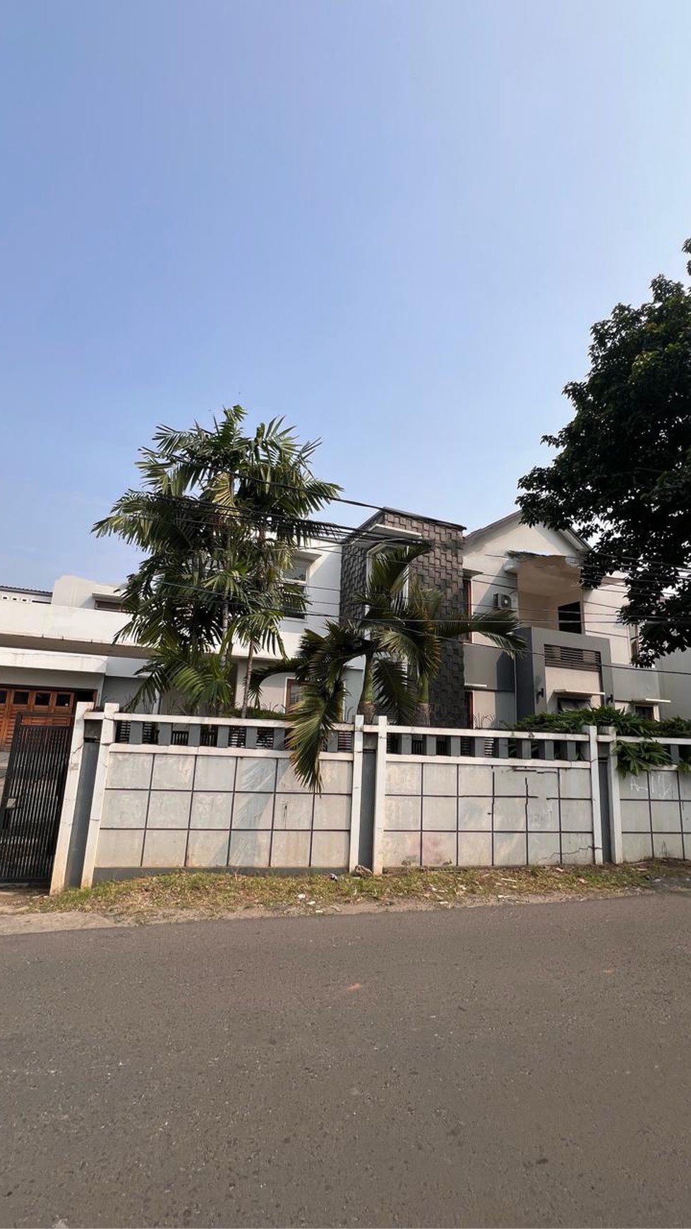 Rumah Bagus Di Jl Palem Indah Pondok Aren Tangerang Selatan