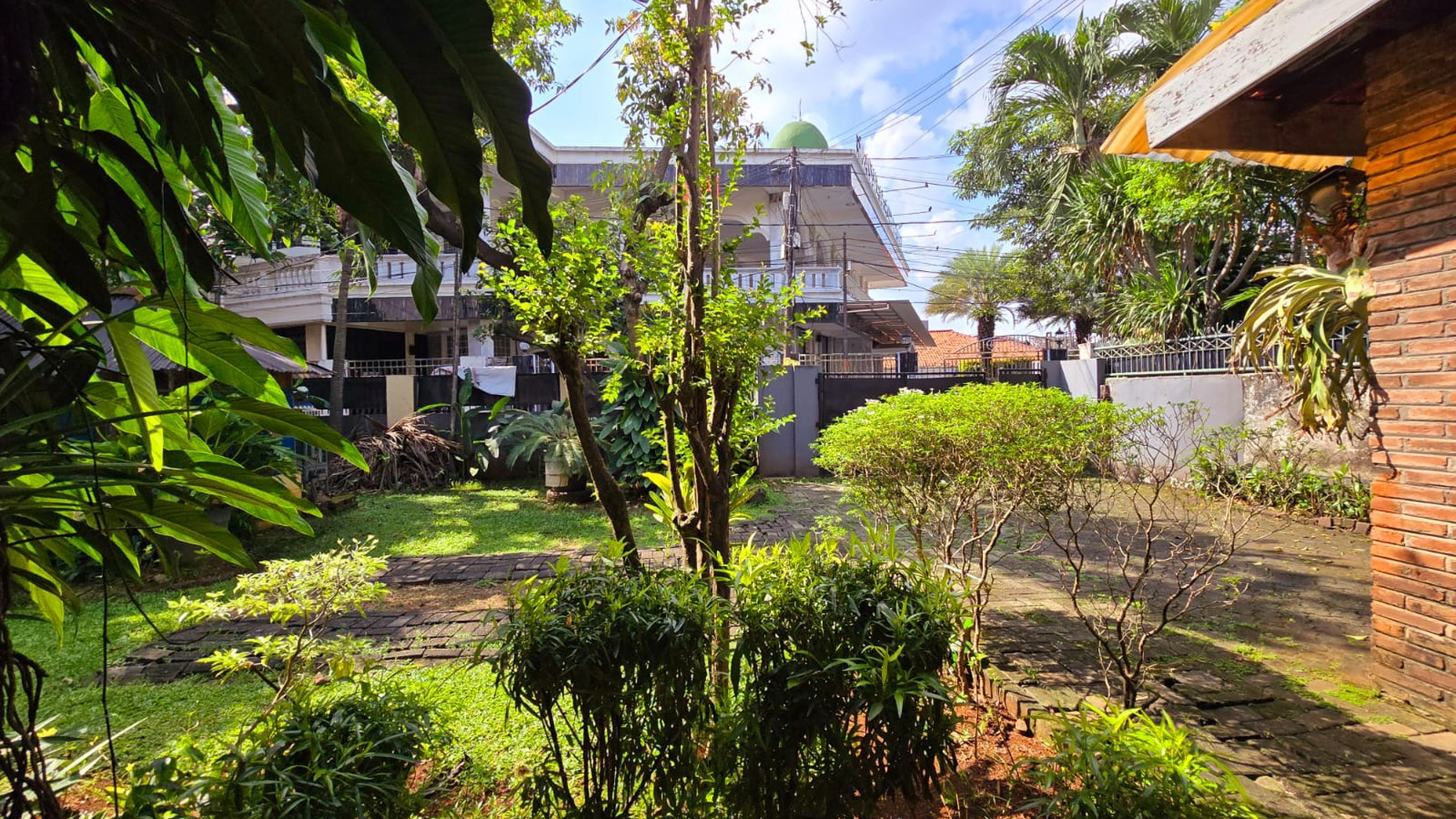 Rumah Bagus Di Jl Kebun Besar Cilandak Jakarta Selatan