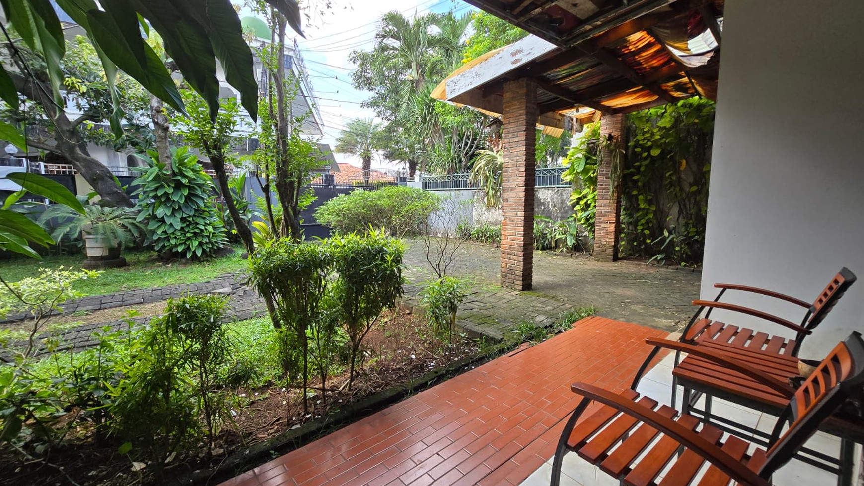 Rumah Bagus Di Jl Kebun Besar Cilandak Jakarta Selatan