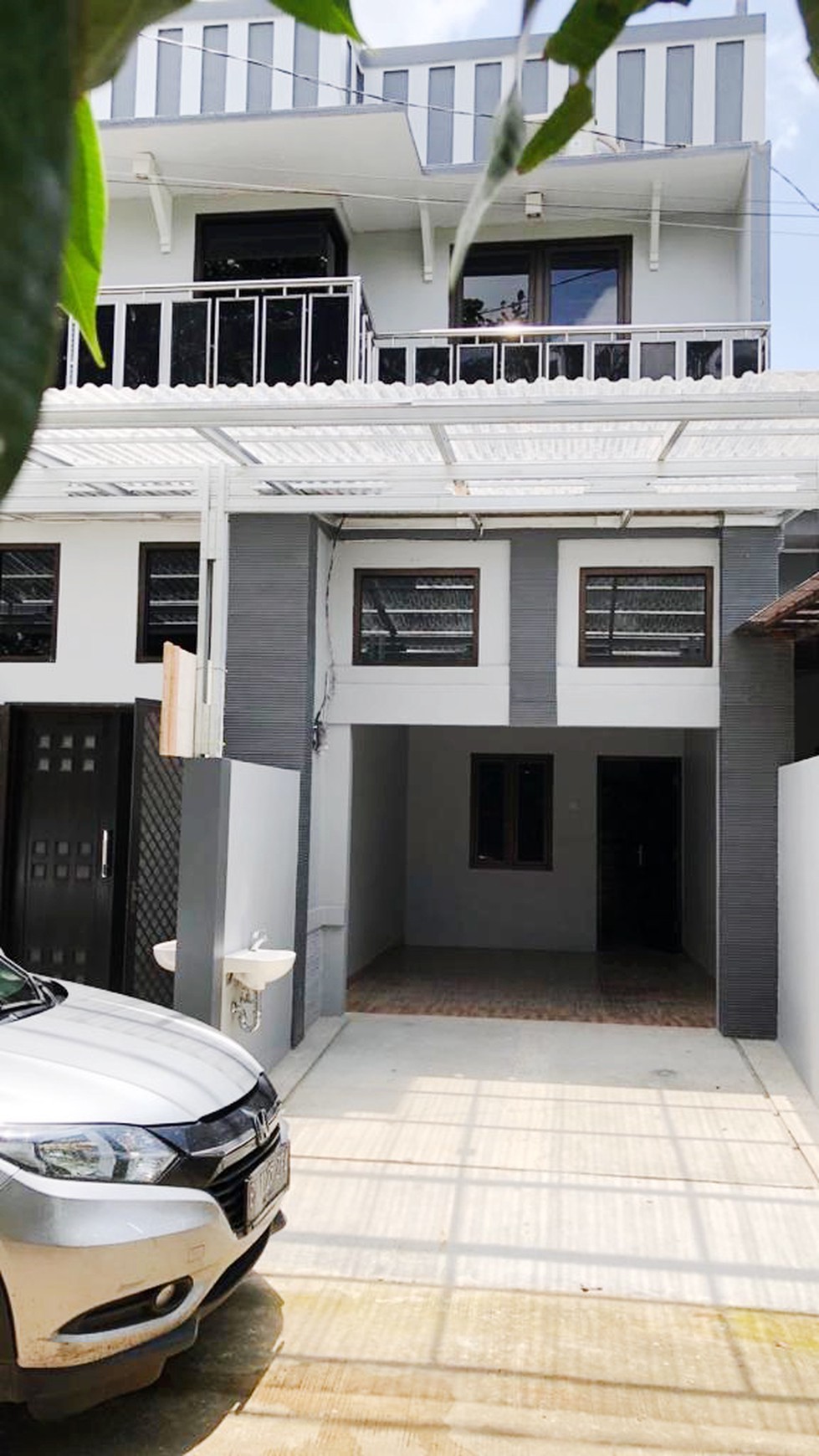 Rumah Bagus Di Cluster Graha Rajawali, Jl Cendrawasih Pondok Aren Tangerang Selatan