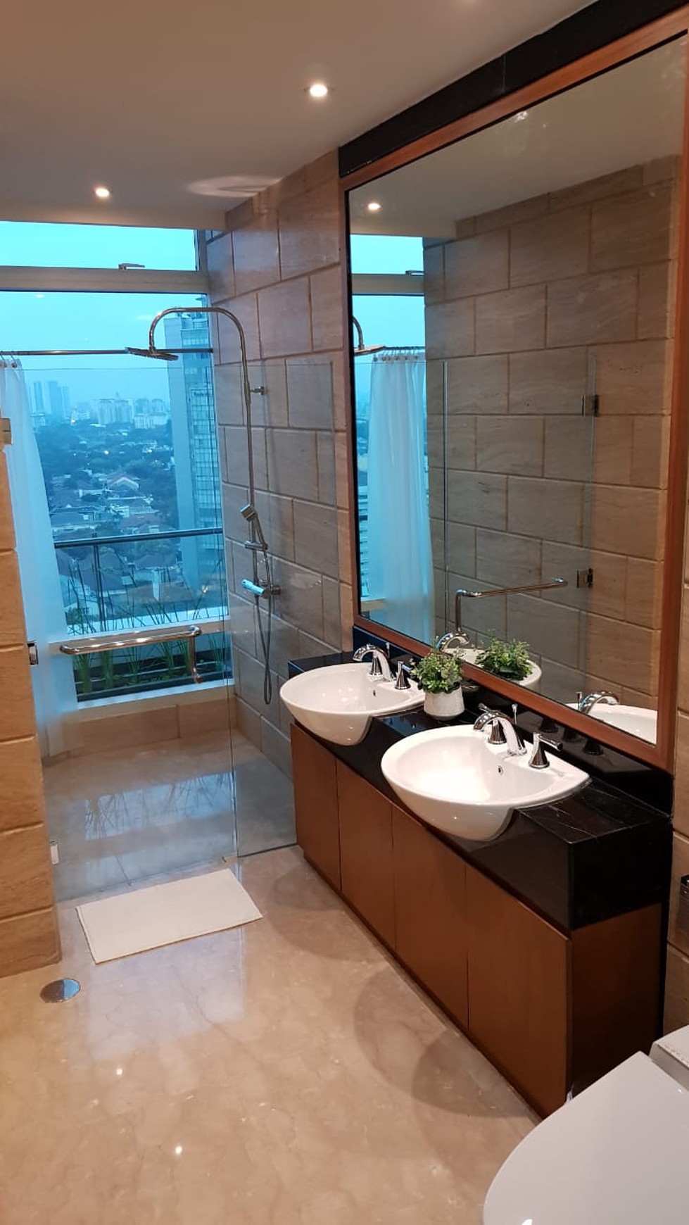 DIJUAL Brand New Apartment Kempinski