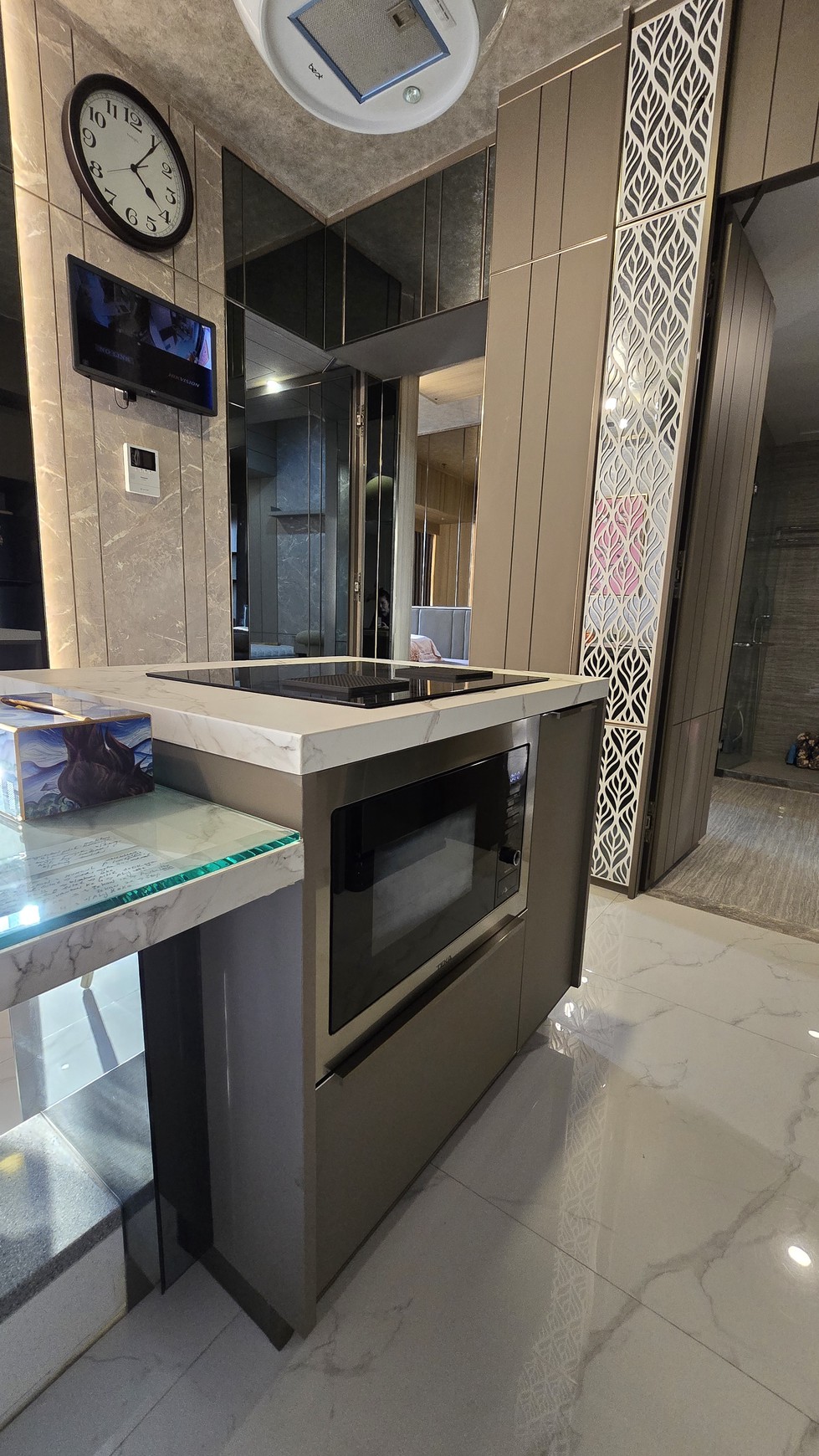 Dijual Rugi Apartment Masih Baru La Viz Pakuwon Mall Surabaya Barat