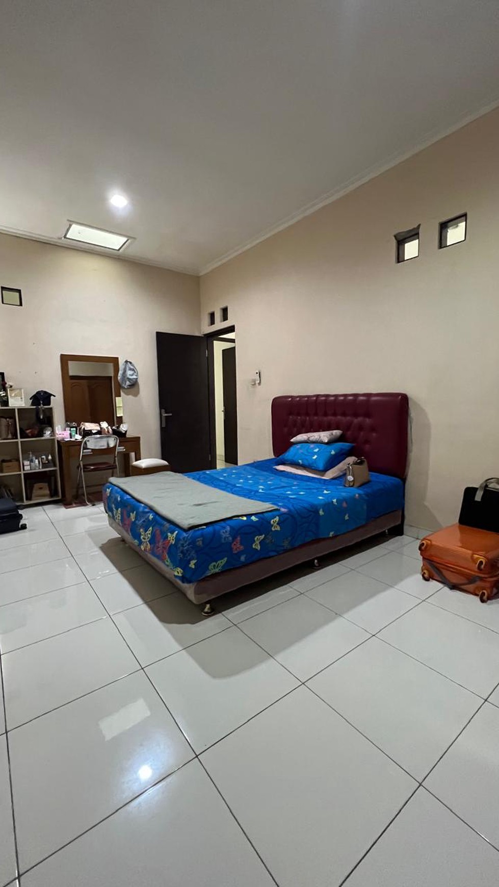 Dijual Rumah di Kencana Loka - BSD Tangerang Selatan