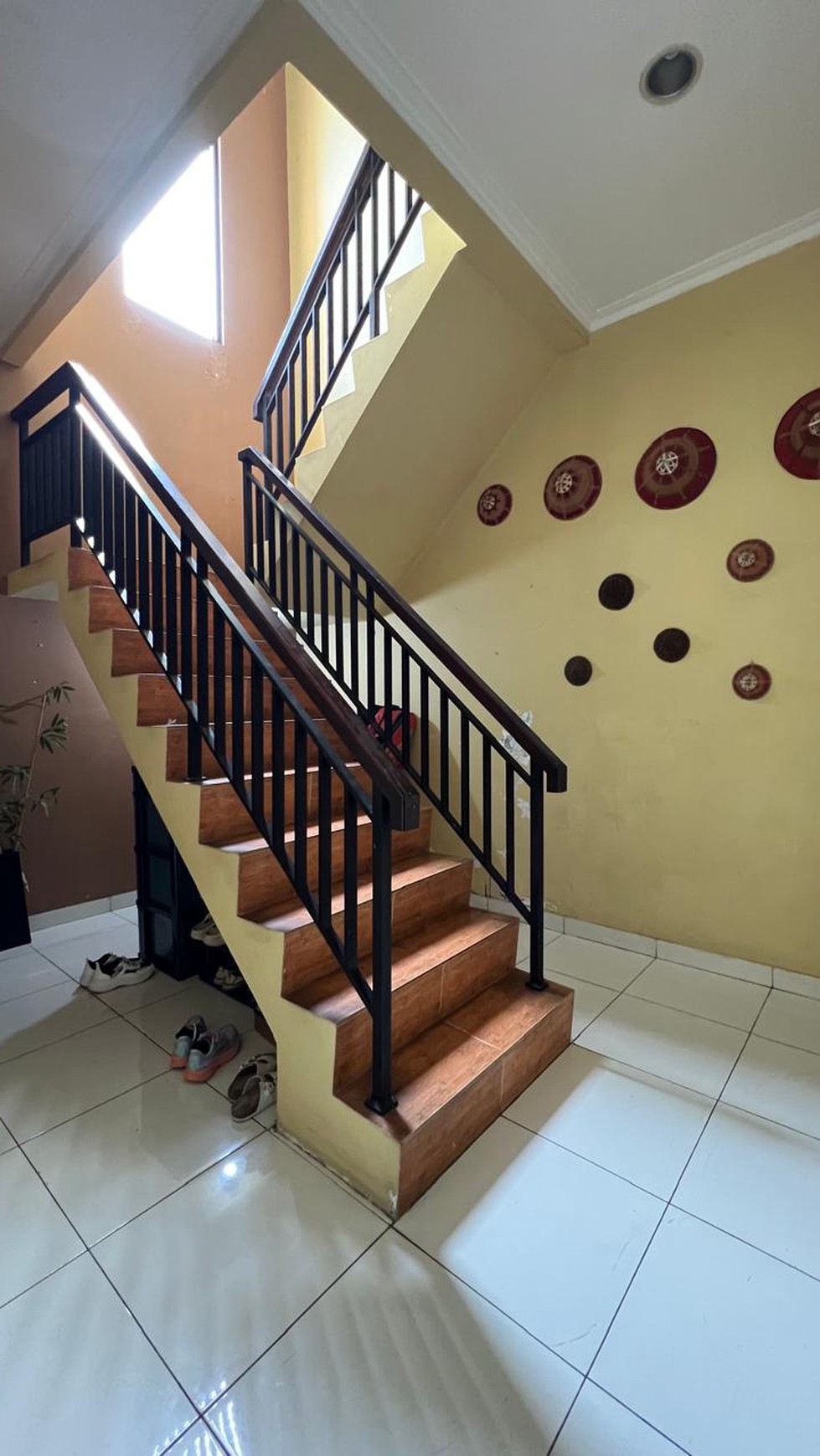 Dijual Rumah di Kencana Loka - BSD Tangerang Selatan