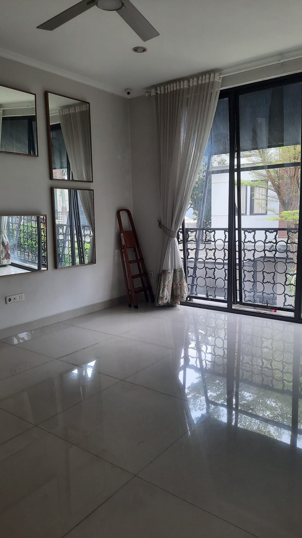 Rumah siap huni 3lt  di Townhouse Kebagusan Park Residence Pasar Minggu Jakarta Selatan