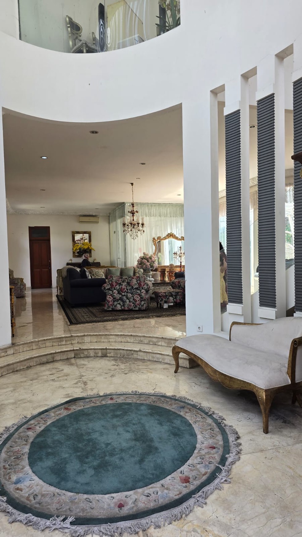 Rumah Hitung Tanah Area Cipete