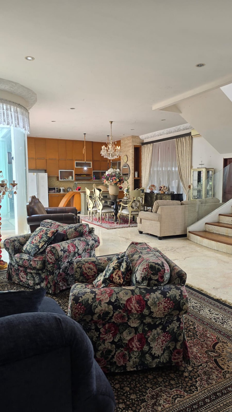 Rumah Hitung Tanah Area Cipete