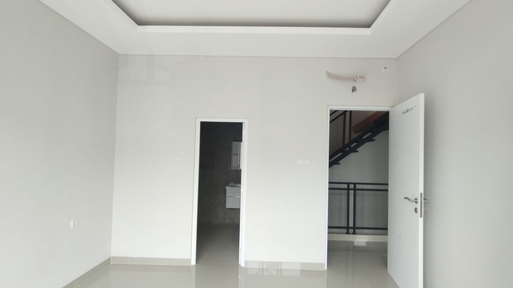 Dijual Rumah di Malibu Village JL. Fernhil - Gading Serpong, Tangerang