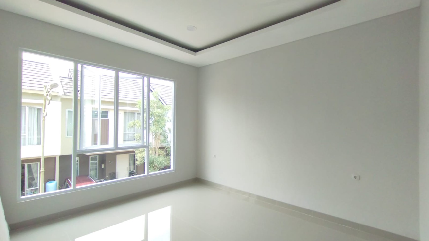 Dijual Rumah di Malibu Village JL. Fernhil - Gading Serpong, Tangerang