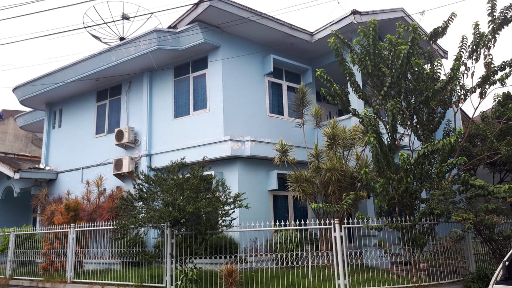 Rumah Lux Full Furnished di Komplek Kudi Bandung