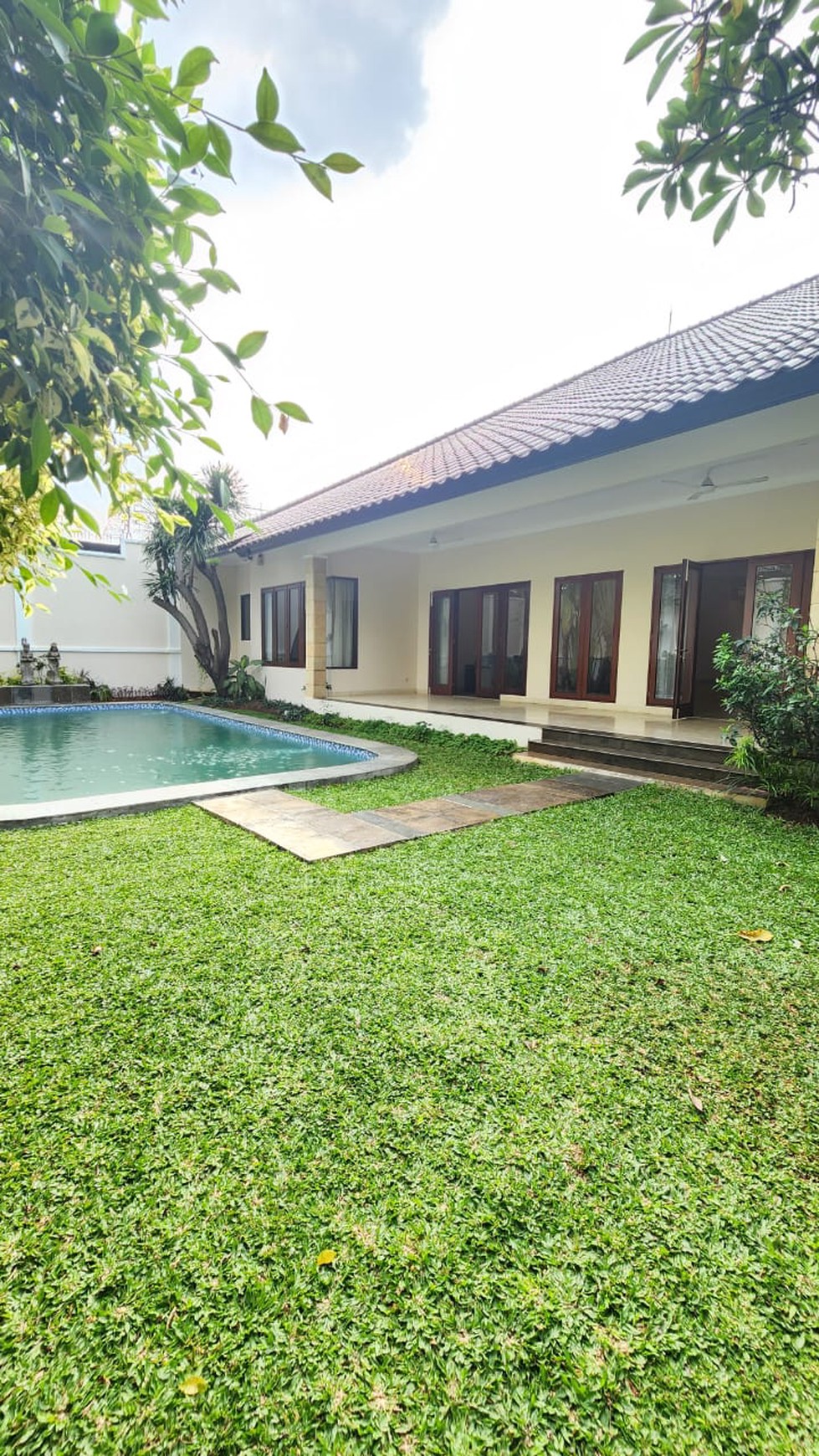 Available House FOR RENT AT KEMANG