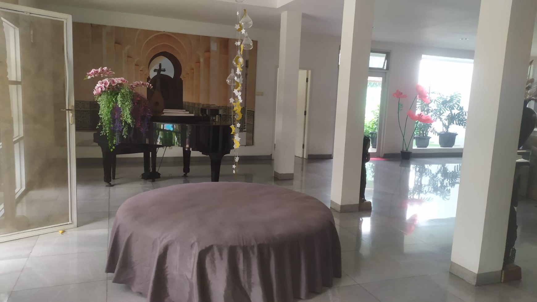 RUMAH DIJUAL JALAN KARMEL RAYA JAKARTA BARAT