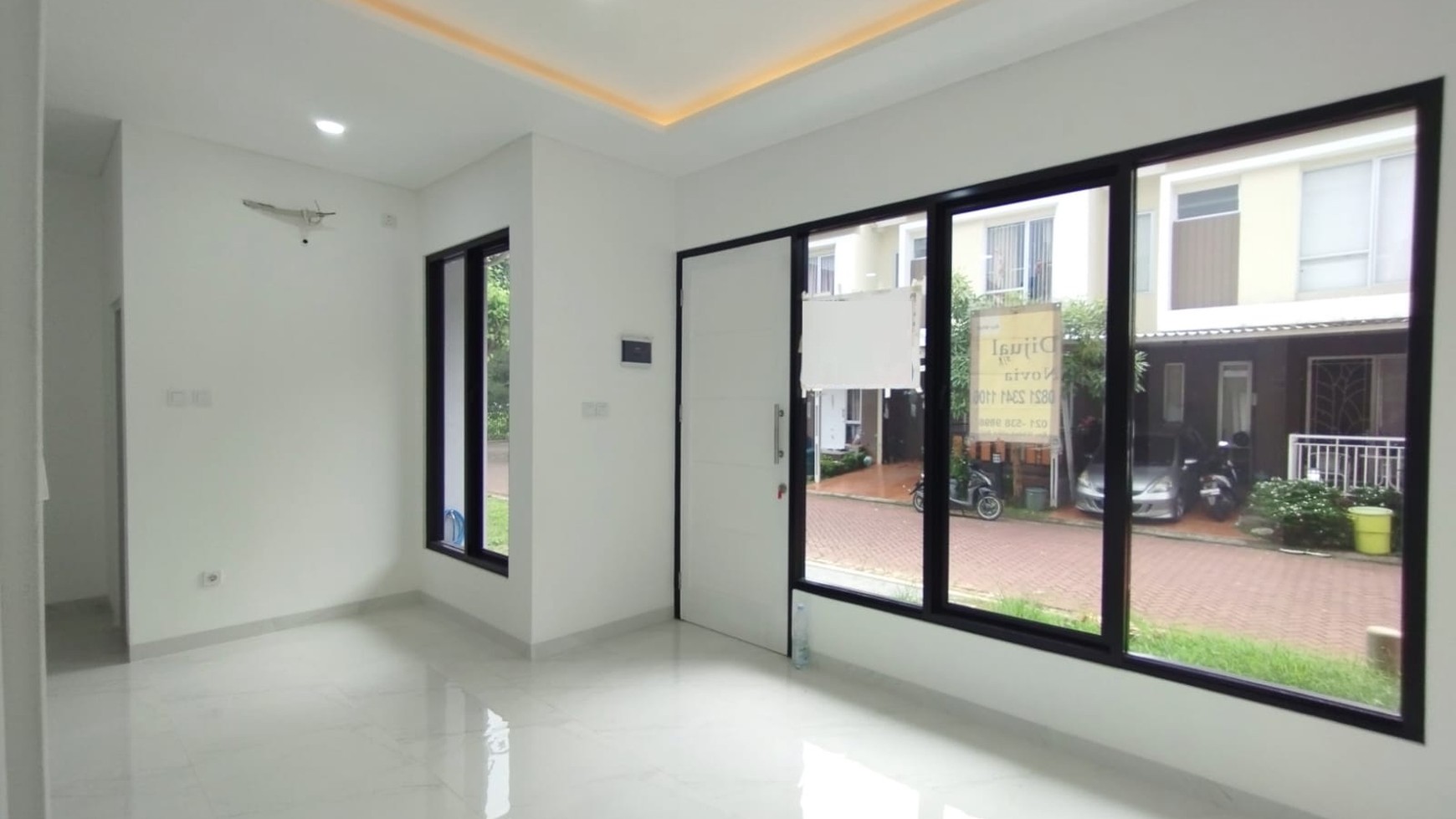 Dijual Rumah di Malibu Village JL. Fernhil - Gading Serpong Tangerang