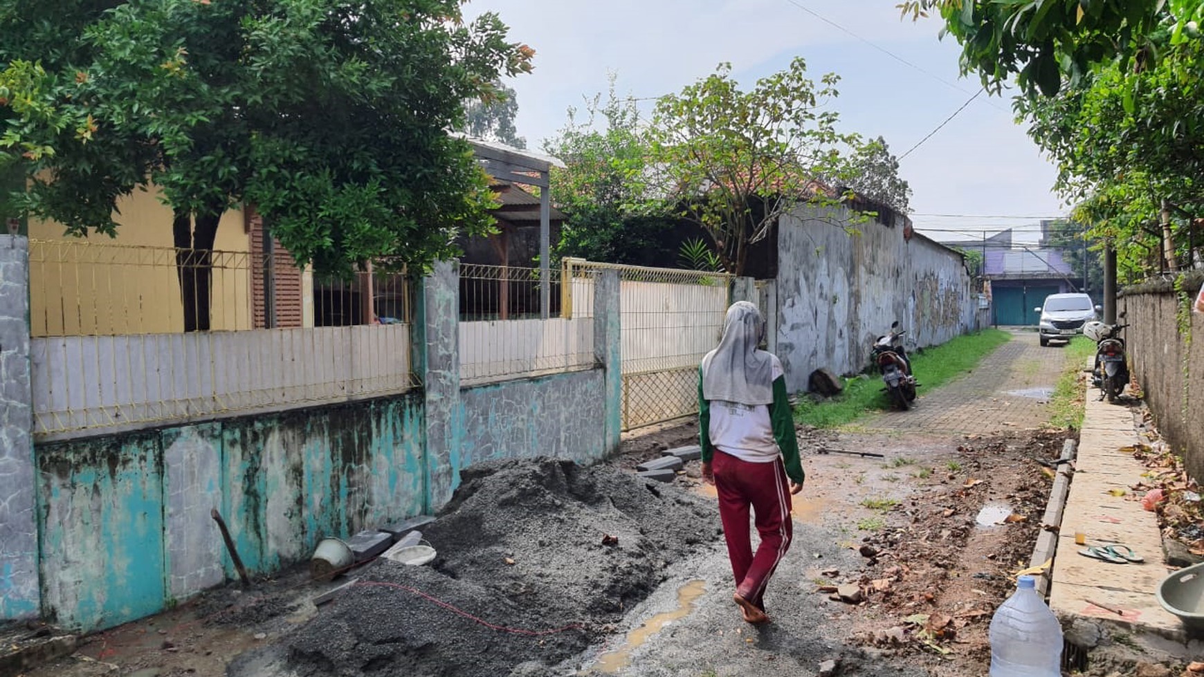 Rumah Hitung Tanah dan Lokasi Strategis @Karawaci