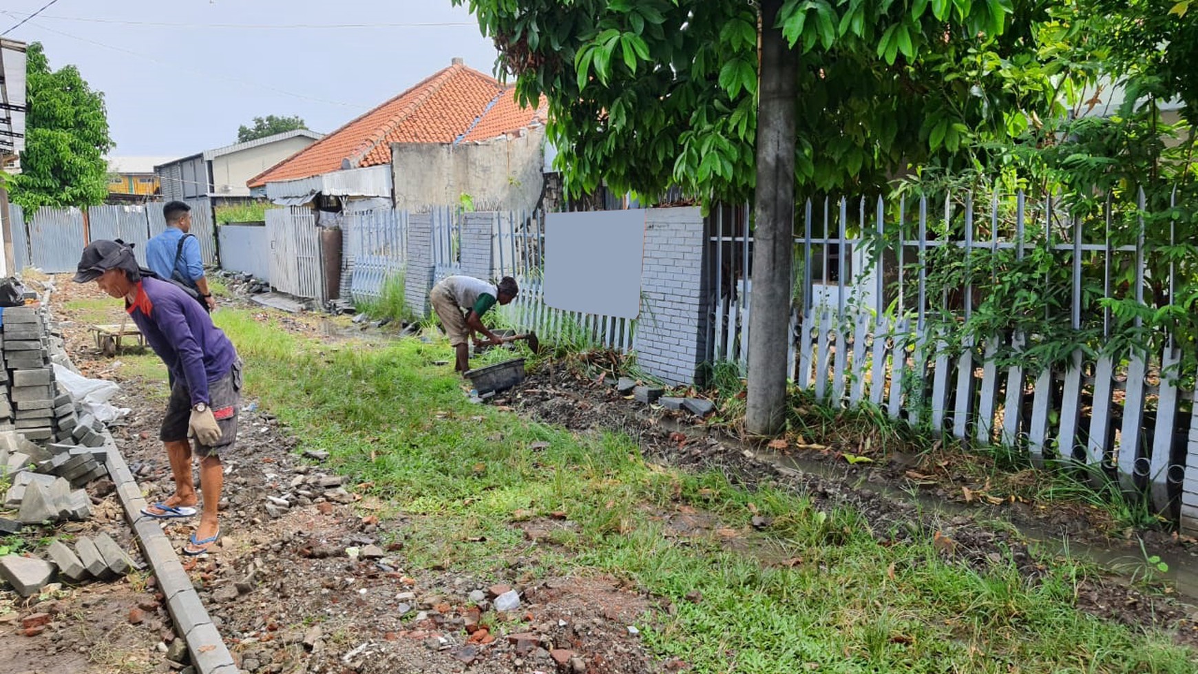 Rumah Hitung Tanah dan Lokasi Strategis @Karawaci