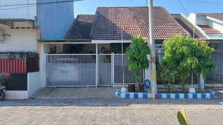 Rumah di Kebraon Asri " Ramada Regency " Surabaya Barat, Bagus + Terawat, Row Jalan Lebar SIAP HUNI - HS -