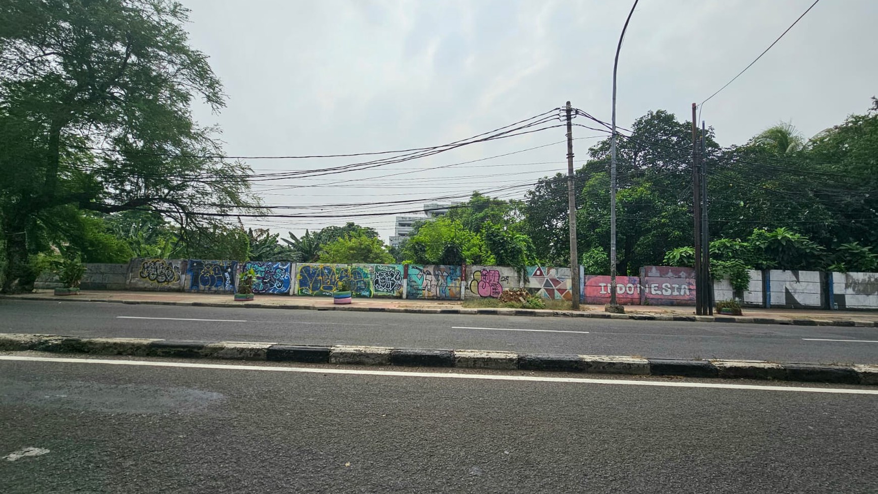 Lahan komersial 1 Hektar di TB Simatupang, Jakarta Selatan