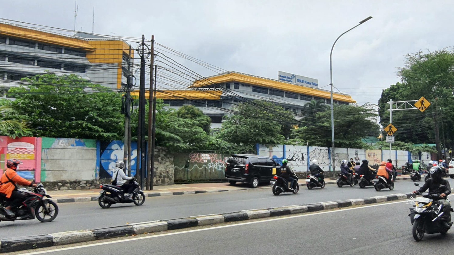 Lahan komersial 1 Hektar di TB Simatupang, Jakarta Selatan