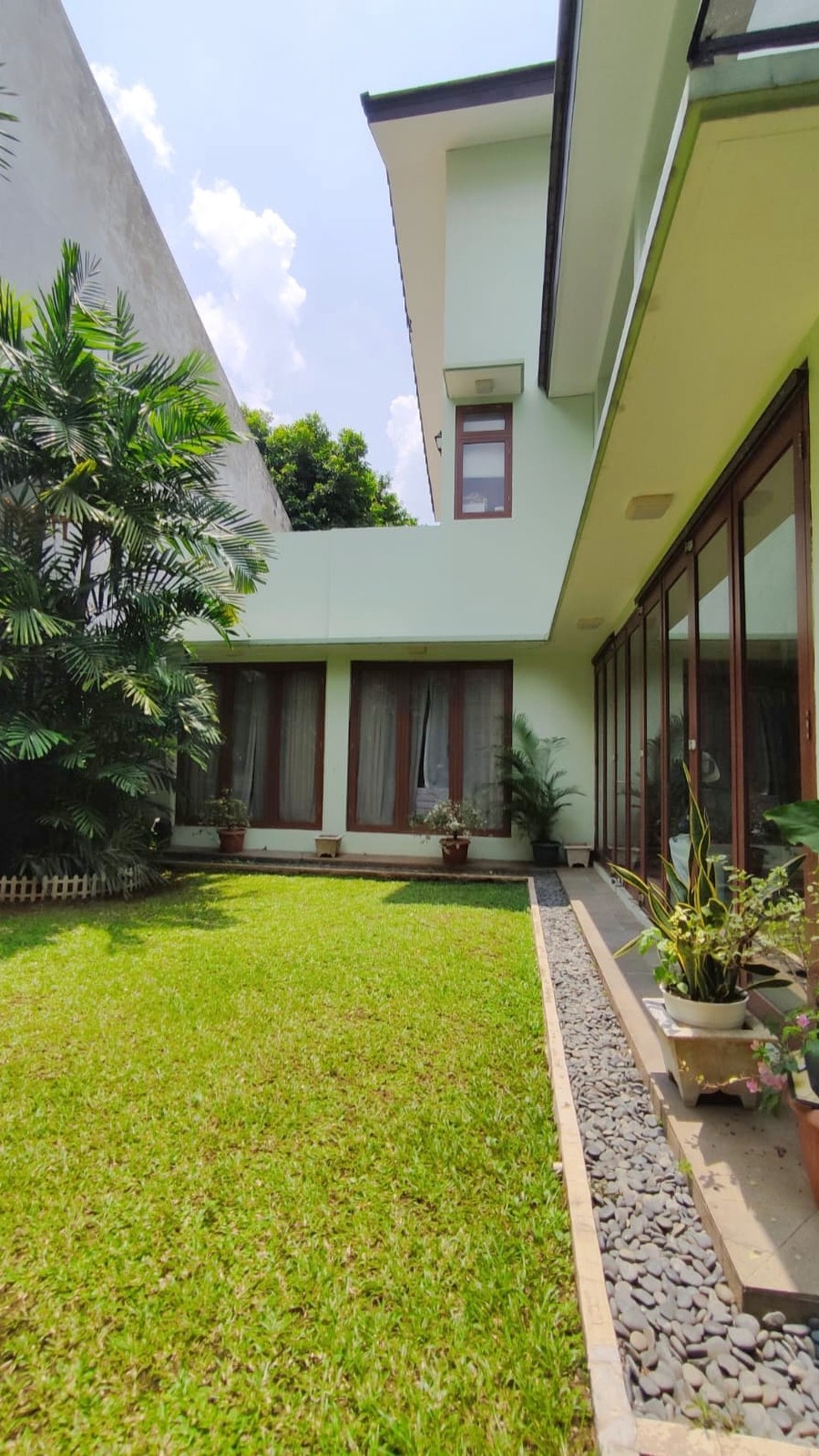 Rumah Hitung Tanah Area Cipete