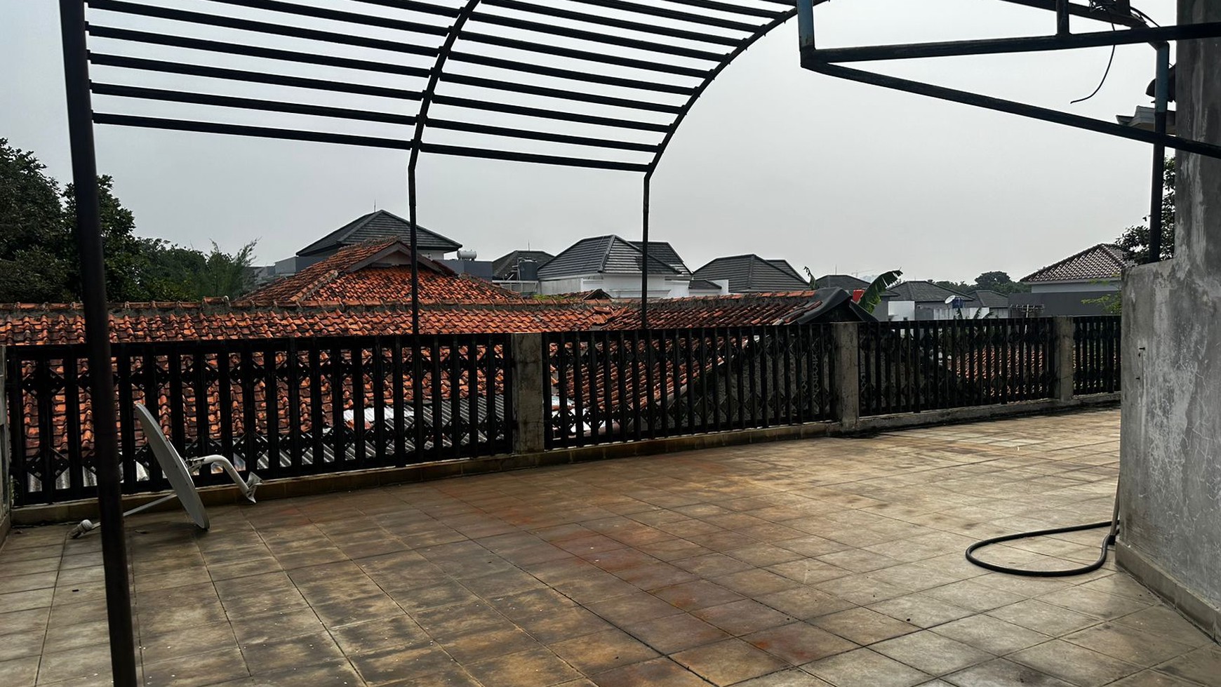 Rumah Hitung Tanah Area Cipete