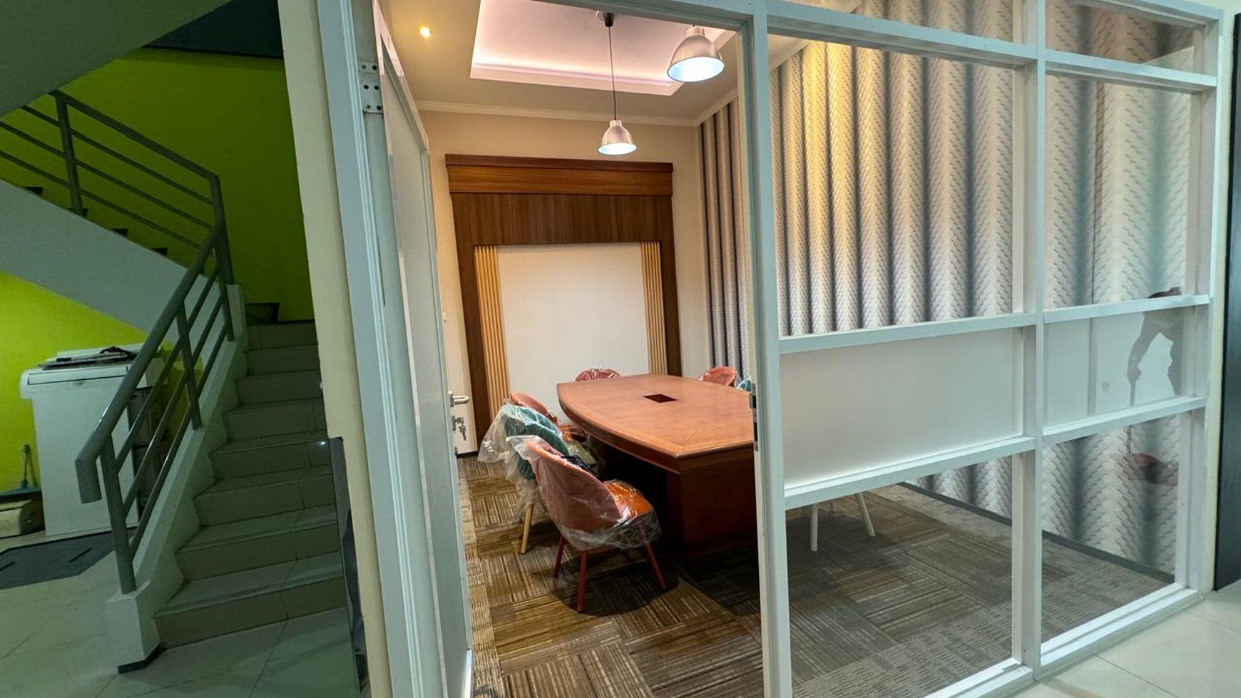 Ruko Kirana Boutique Office, Kelapa Gading Luas 6x16m2