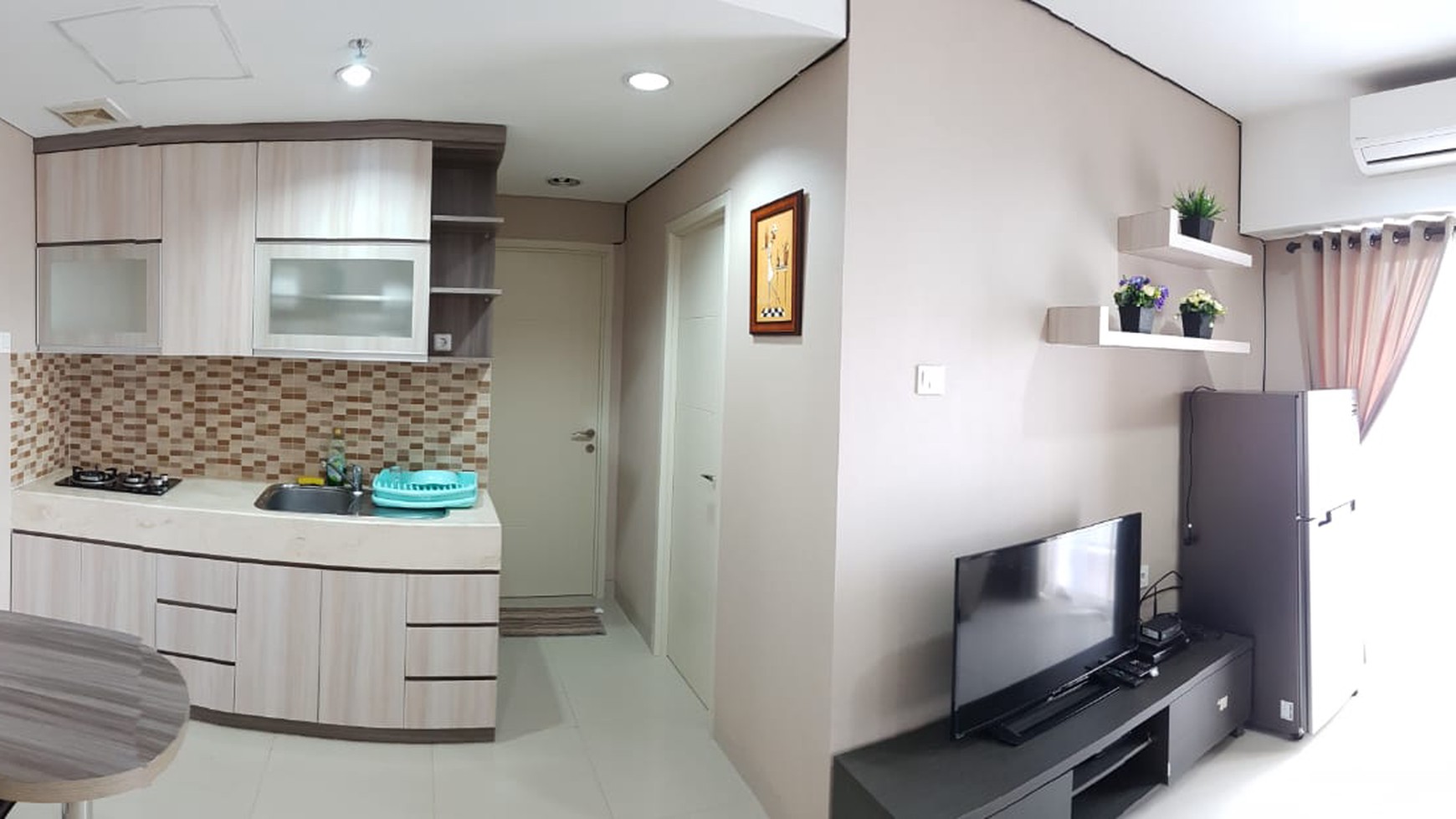 APARTEMEN TRIVIUM DI TOWER SOUTH -  View Swimming pool  & Danau