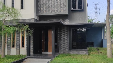 Rumah Mewah 2 Lantai di Perum Fasco Mansion Ngaglik Sleman 